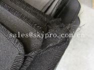 Het vloeren/pakkings dik 3mm rubbermatwerk, zwarte rubbervloermatten