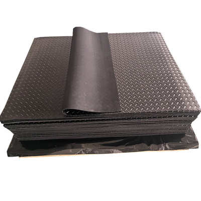 Anti-slip, waterdicht, oliebestendig, slijtvast en verouderingsbestendige wolvenblaad rubber vloermat isolatie