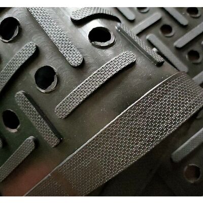 Factory Sale Anti-Fatigue Horse/Cow/Dairy Cow Rubber Mats with Holes Premium Rubber Sheets