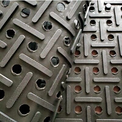 Anti-vermoeidheids drainage rubberen mat oliebestendig 1450*850*8mm